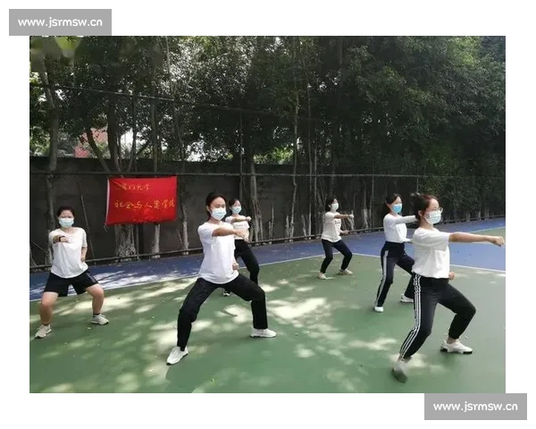 健体比赛中的力量与美学碰撞展现运动员极限挑战与完美体态的视觉盛宴